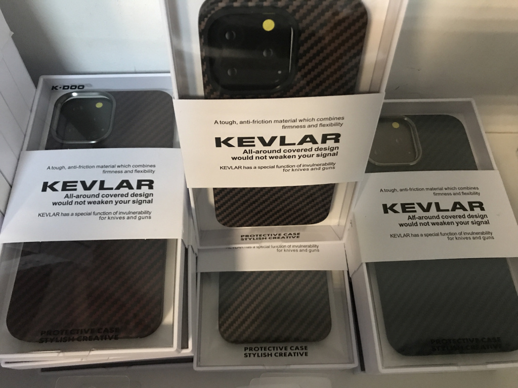 11 Чехол накладка карбон K-Doo Kevlar для iPhone 13.jpg