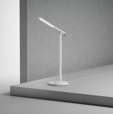 Настольная лампа Xiaomi Mi Smart LED Desk Lamp 1S (MJTD01SSYL) Модер. версия White