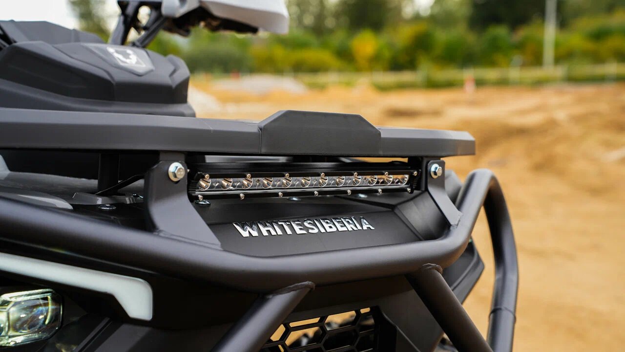 WHITE SIBERIA BARS 250, серое исполнение — основная led-оптика и светодиодная балка, ракурс 18