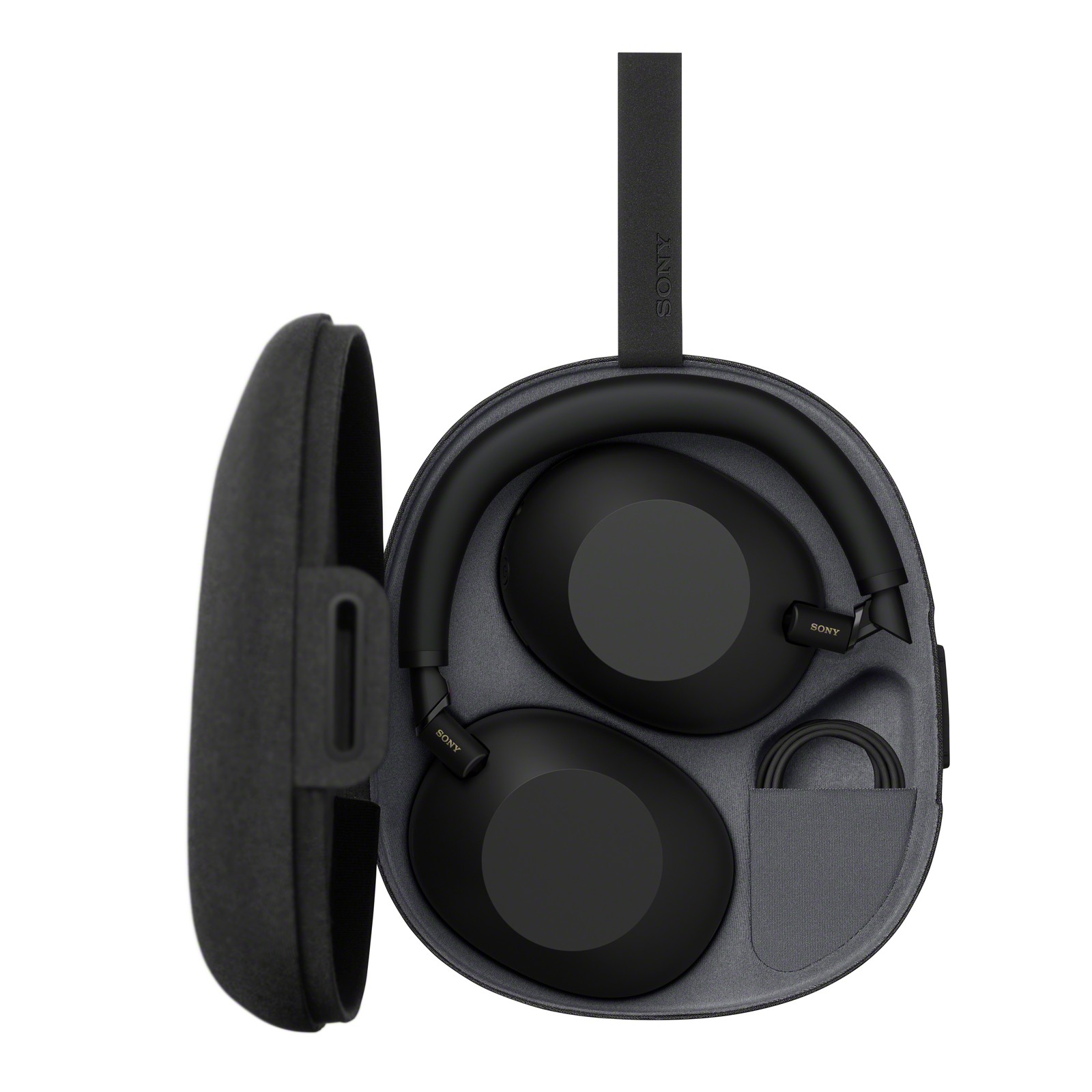 Чёрные Sony WH-1000XM6 сложены в фирменный кейс