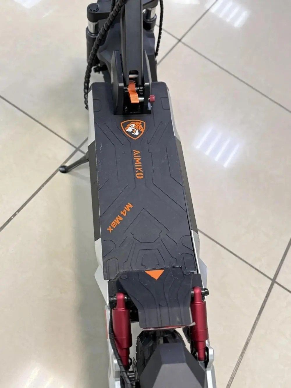 AIMIKO M4 Max, дека сверху