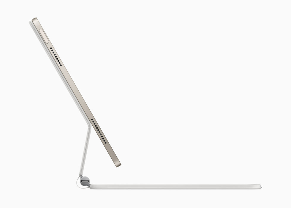 iPad Air M2 с клавиатурой Magic Keyboard