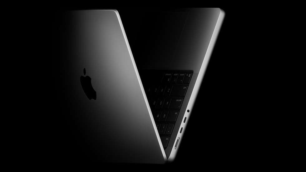 MacBook Pro M5 — официальная иллюстрация серии