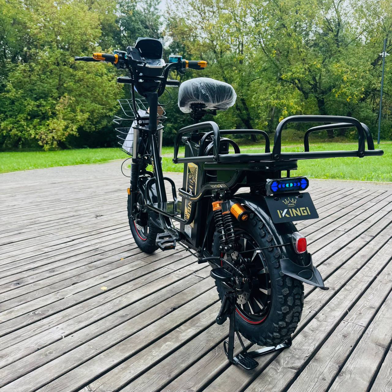 Задний багажник Ikingi Monster 16D MAX 30AH