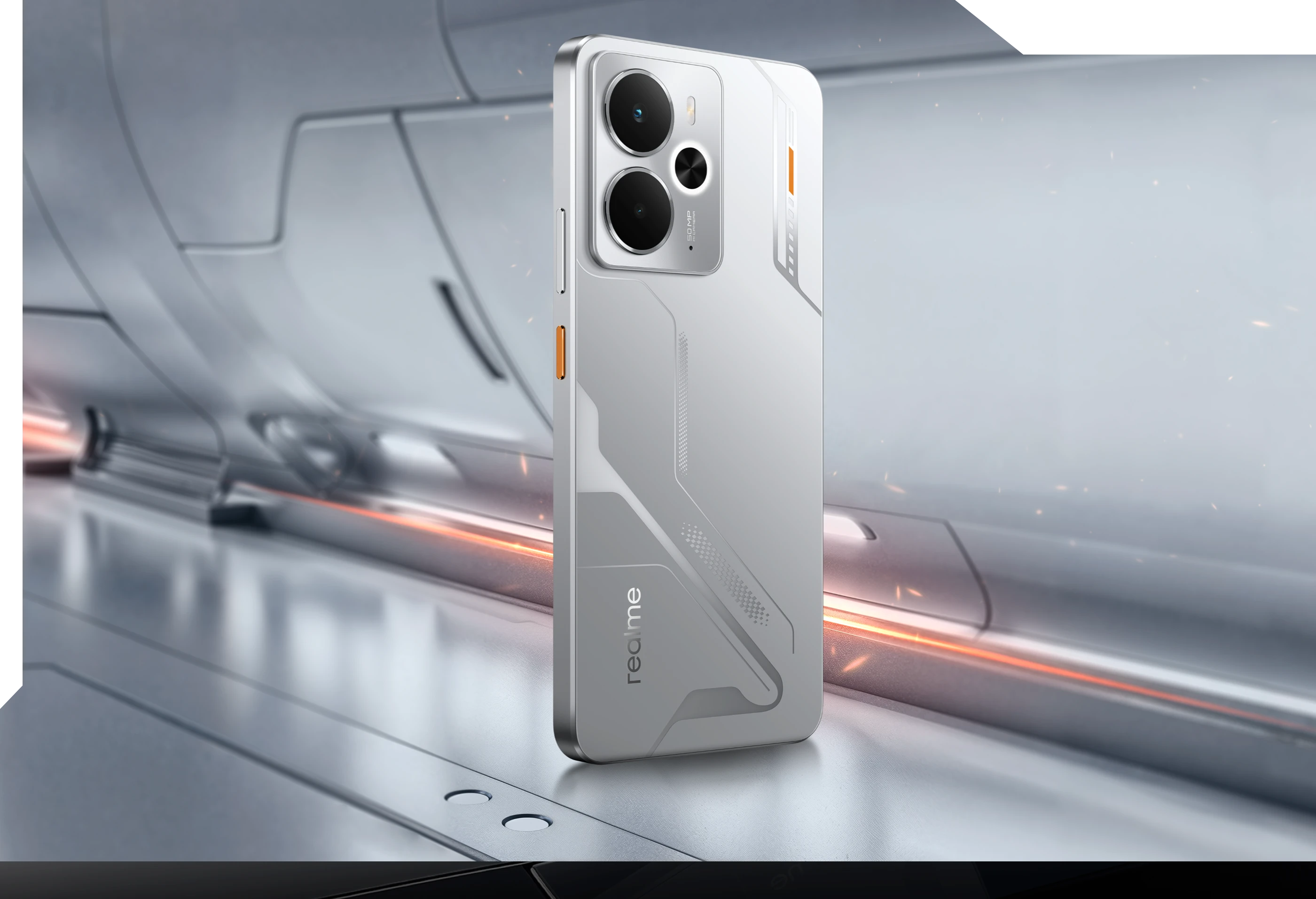 Realme 14 5G Mecha Silver: серебристый корпус с механическим рисунком