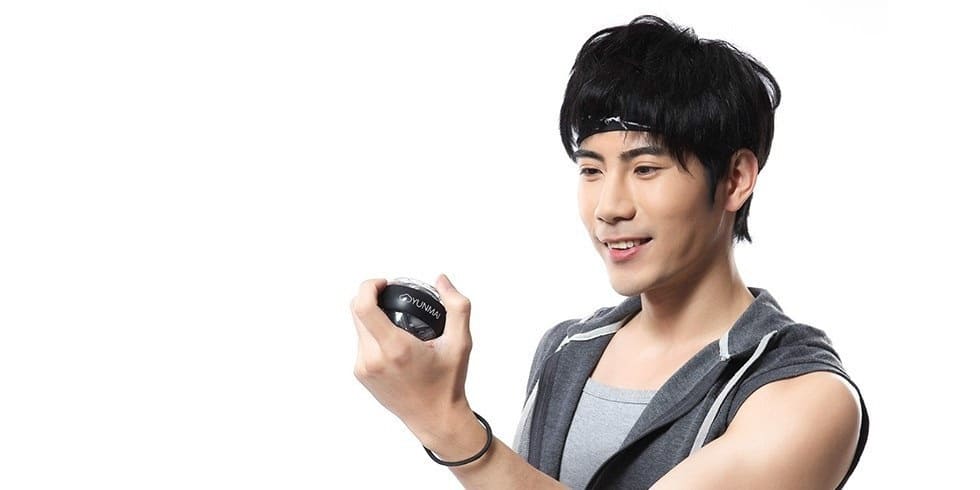 22 Тренажер кистевой Xiaomi Yunmai Gyroscopic Wrist Trainer Black (YMGB-Z702).jpg
