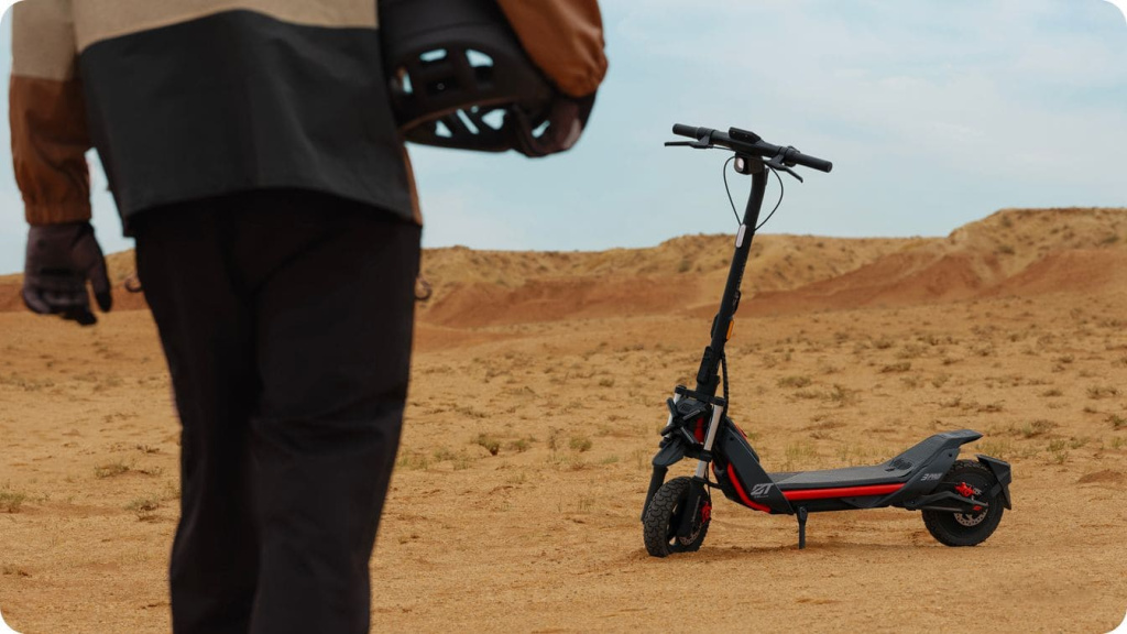 20 Электросамокат Ninebot eKickScooter ZT3 Pro.jpg