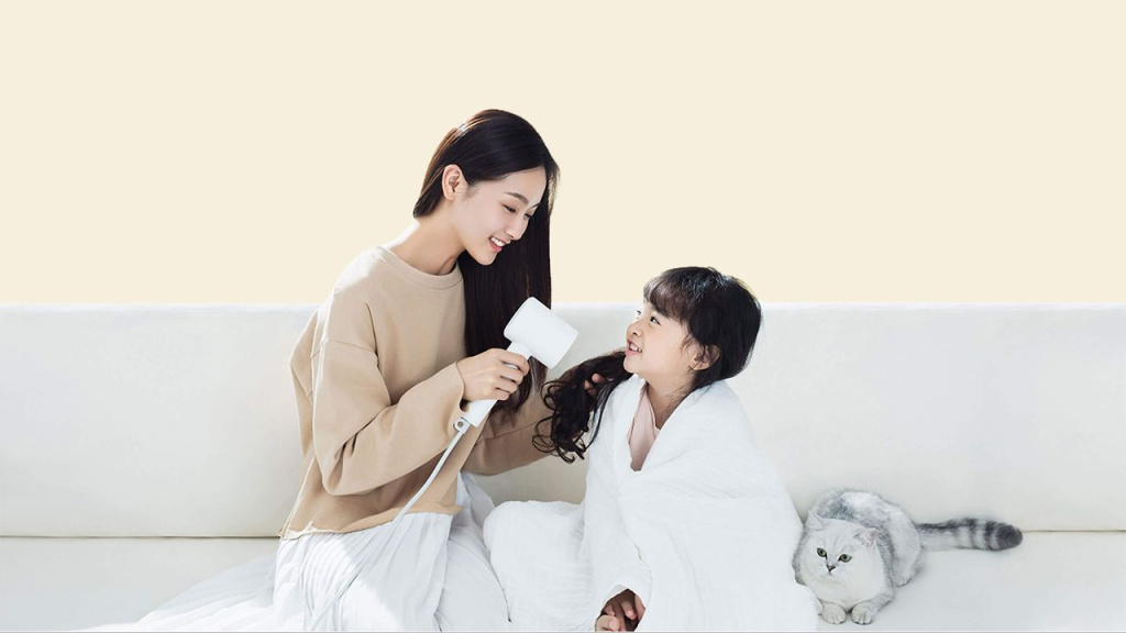 15 Фен для волос Xiaomi Mi Ionic Hair Dryer H300 (CMJ02ZHM) EU White.jpg
