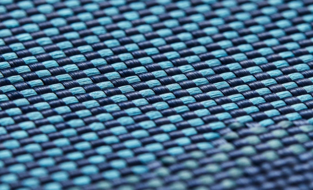 14 Чехол Pitaka Tactile Woven Case для Iphone 16 Pro Over The Horizon.jpg 14 Чехол Pitaka Tactile Woven Case для Iphone 16 Pro Over The Horizon.jpg