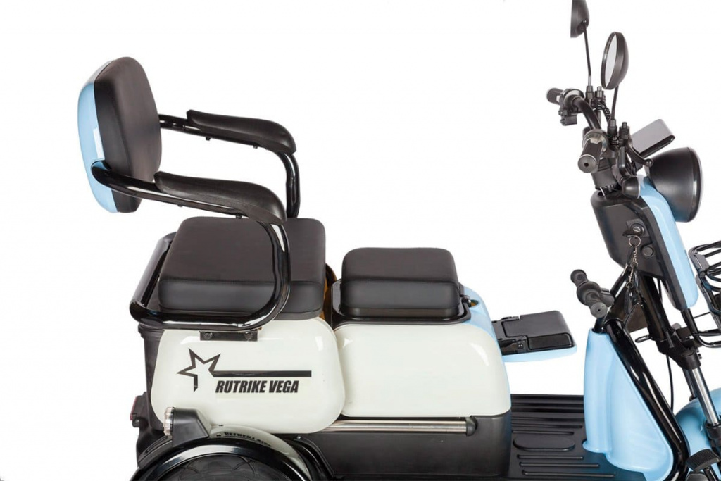 13 Электротрицикл Rutrike Вега.jpg