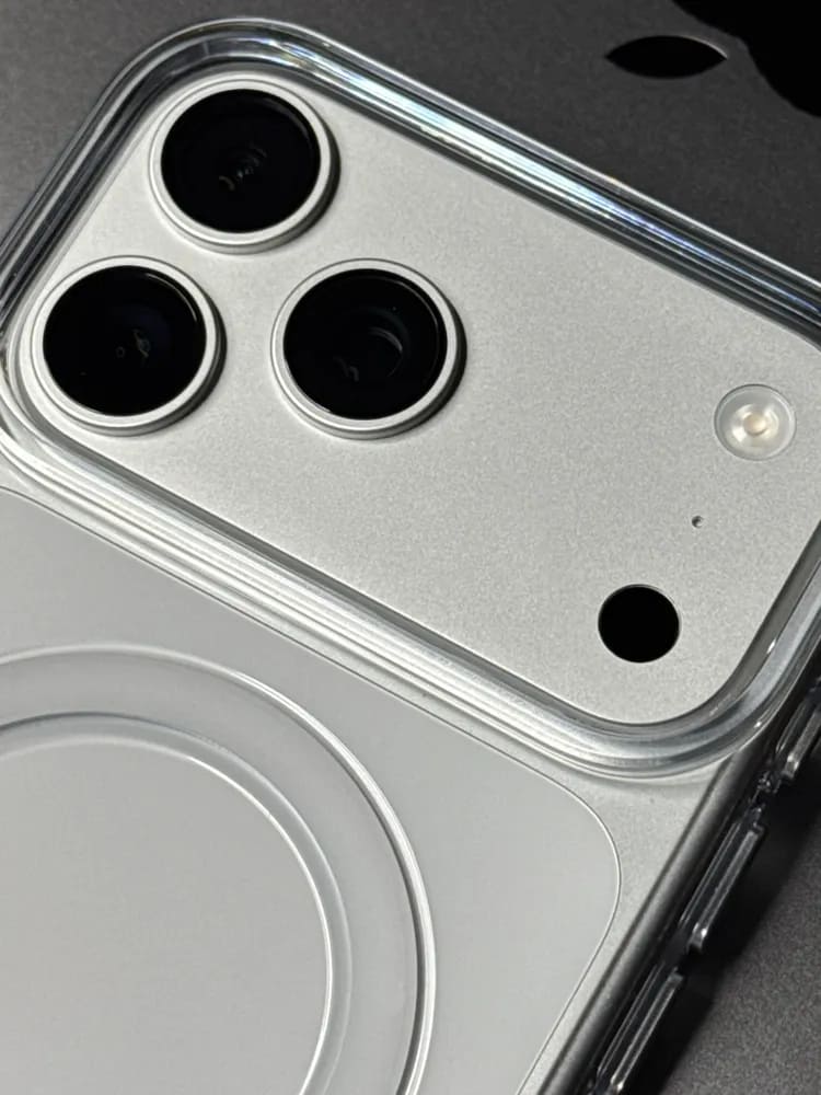 13 Чехол KZDOO Ice Guard for IP 17 Pro Max Clear.jpg 13 Чехол KZDOO Ice Guard for IP 17 Pro Max Clear.jpg