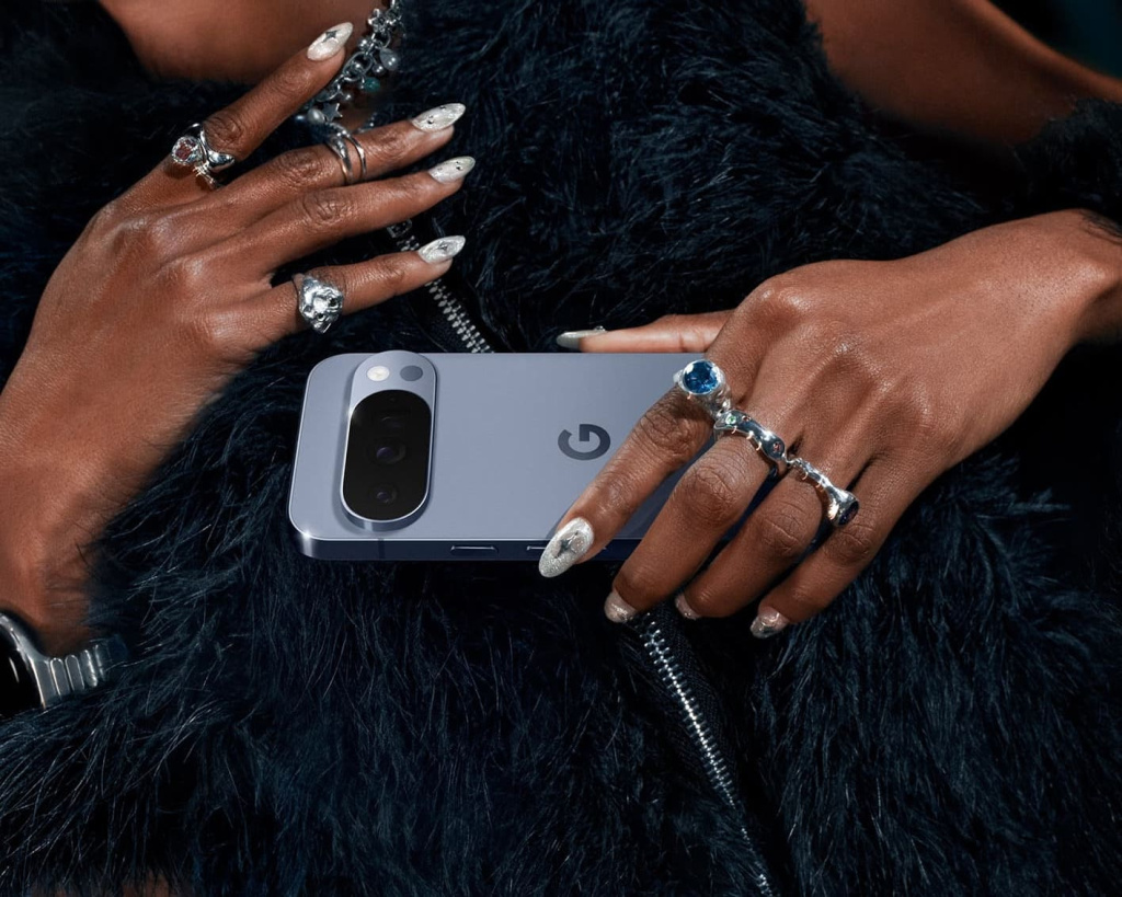 30 Смартфон Google Pixel 10 Pro.jpg 30 Смартфон Google Pixel 10 Pro.jpg