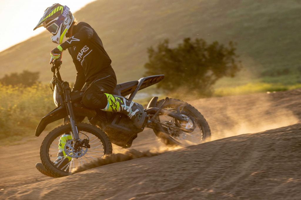 11 Электропитбайк Rawrr Mantis 5000W (72V35Ah).jpg
