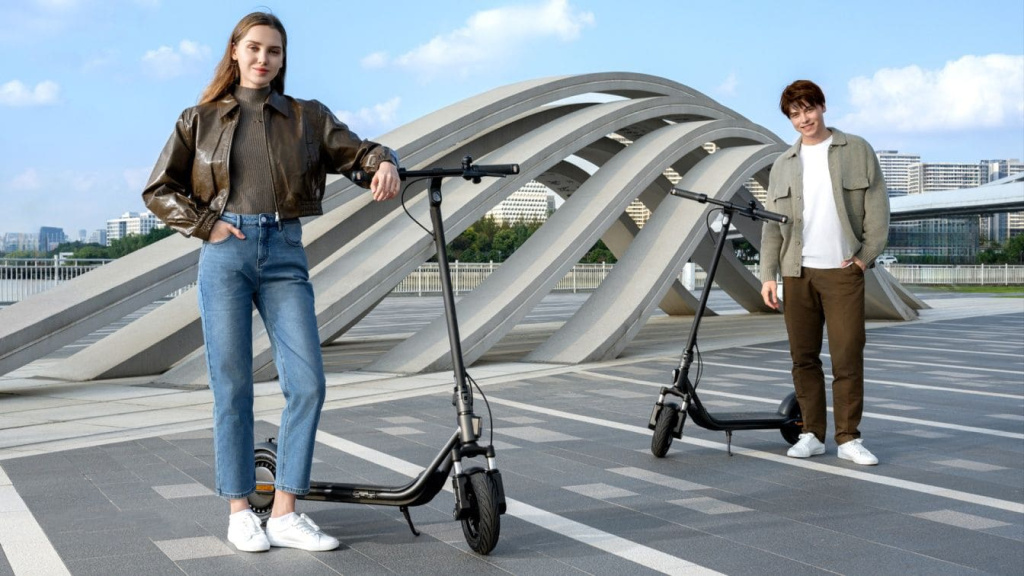 13 Электросамокат Ninebot eKickScooter F2 II.jpg