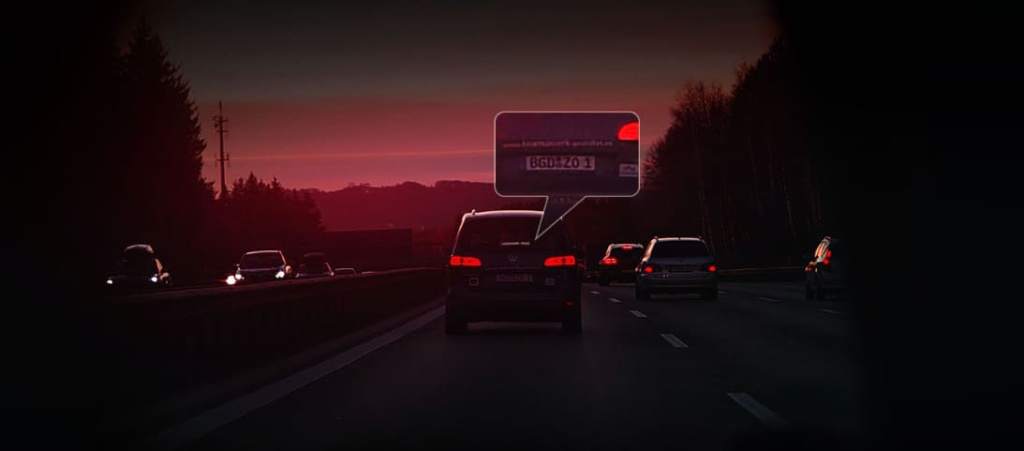 13 Видеорегистратор Botslab Dash Cam G300H EU Black.jpg