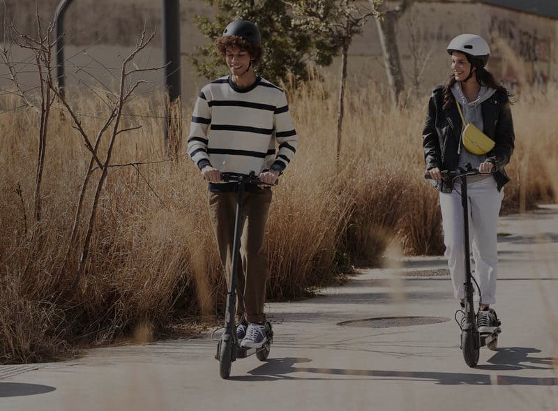 18 Электросамокат Xiaomi Mi Electric Scooter Essential EU.jpg