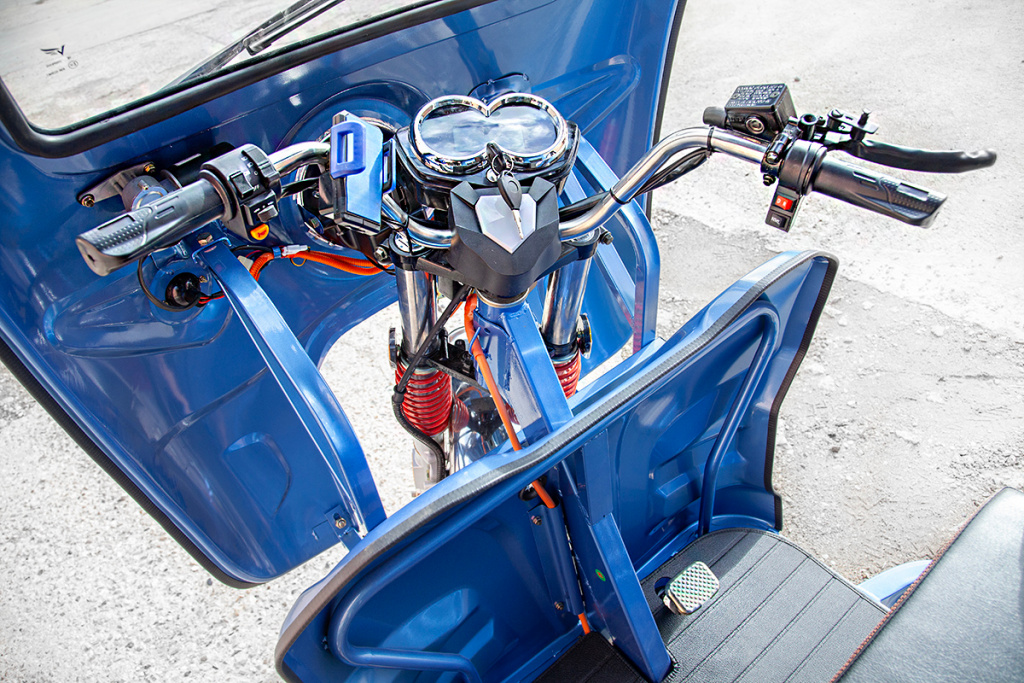 15 Грузовой электротрицикл Rutrike Гермес Pro 1500 72V2200W.jpg