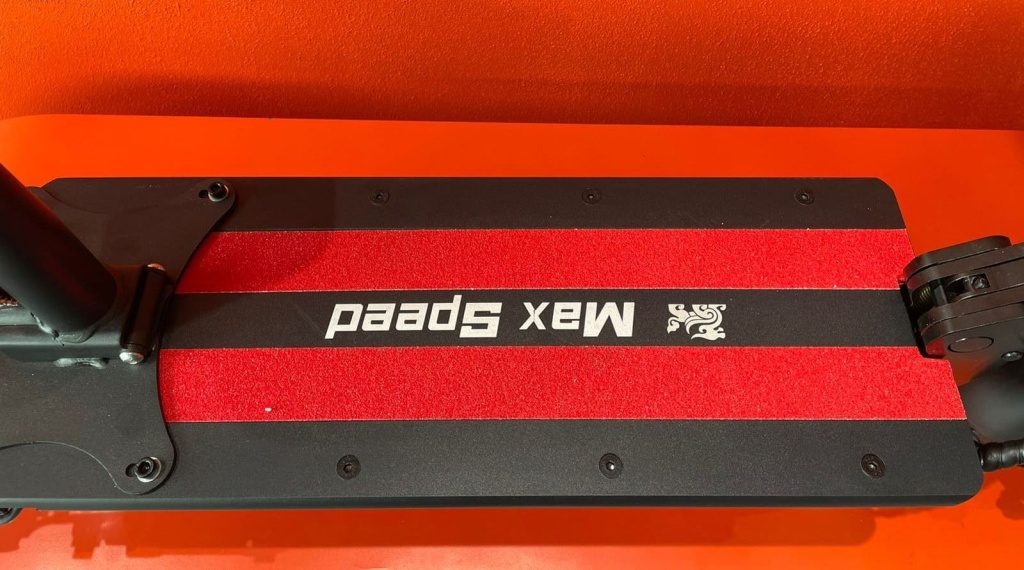 14 Электросамокат Kugoo Max Speed PRO 600W (13Ah48V).jpg