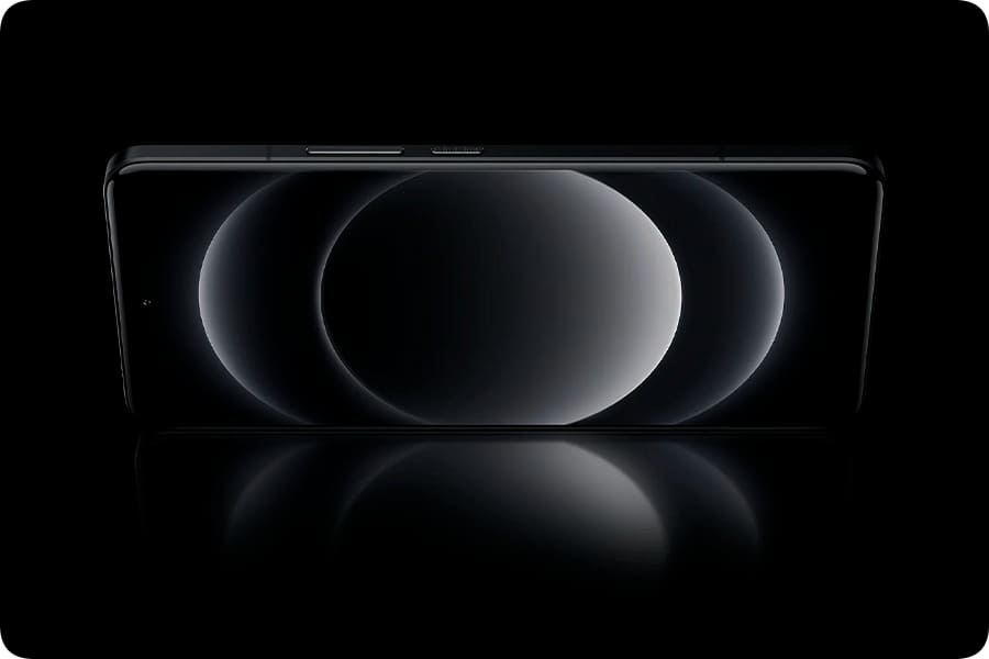 24 Смартфон Xiaomi 14 Ultra.jpg