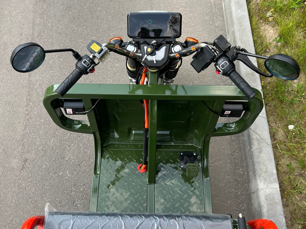 13 Грузовой электротрицикл Rockwild Cargo Max Q30.jpg