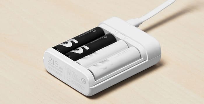 11 Зарядное устройство Xiaomi ZMI White для аккумуляторных батареек (PB401).jpg