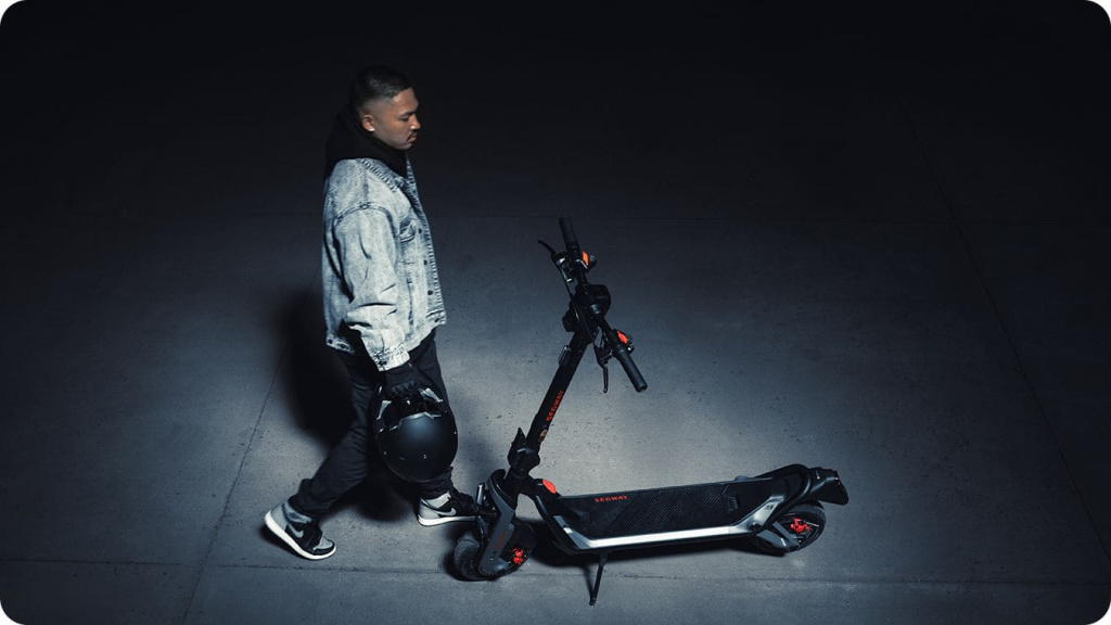 20 Электросамокат Ninebot SuperScooter GT3.jpg