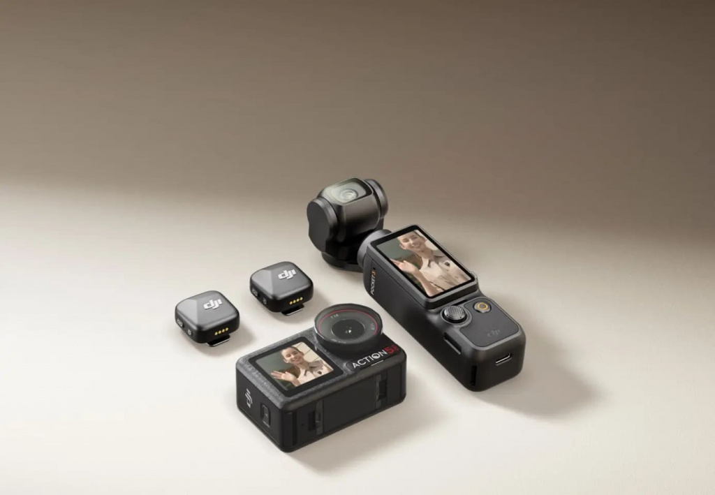 14 Беспроводной микрофон DJI Mic Mini (2 TX + 1 RX + Charging case).jpg