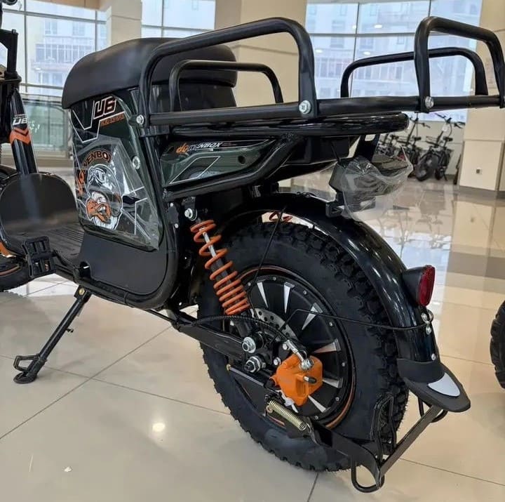 3 Электроскутер Wenbox U6 1200W.jpg