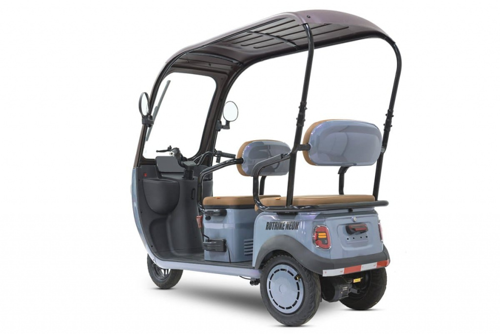 12 Электротрицикл Rutrike Неон.jpg
