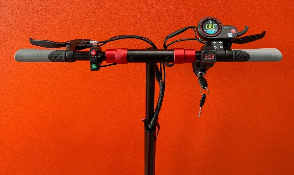 15 Электросамокат Kugoo Max Speed PRO 600W (13Ah48V).jpg