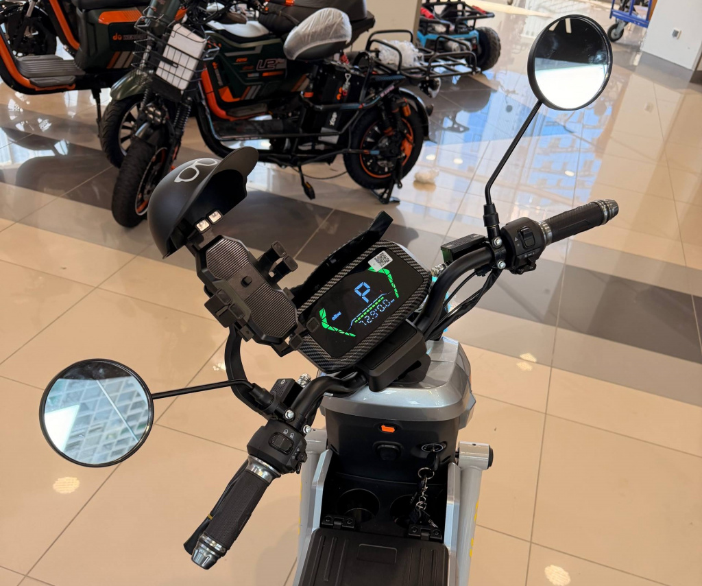 13 Электроскутер AIMIKO U2 Pro 1500W 65AH Серый.jpg