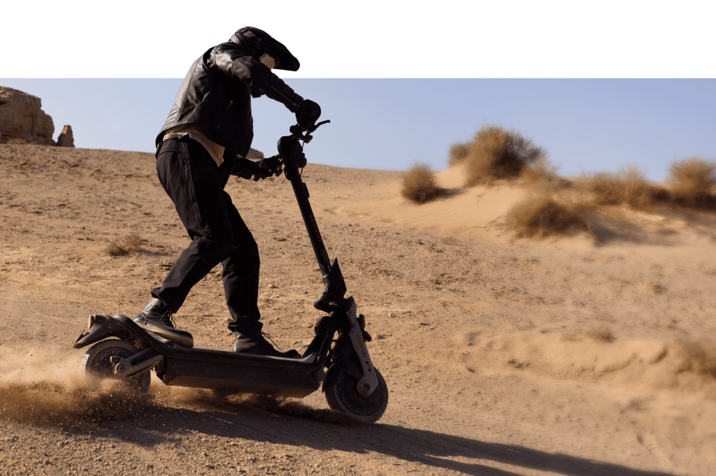 18 Электросамокат Ninebot SuperScooter GT3 Pro Черный.png 18 Электросамокат Ninebot SuperScooter GT3 Pro Черный.png