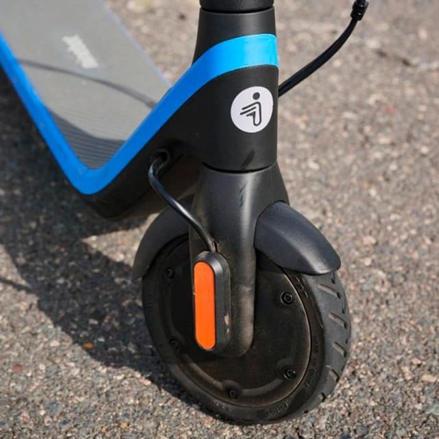 19 Электросамокат Ninebot KickScooter C2 Pro.jpg