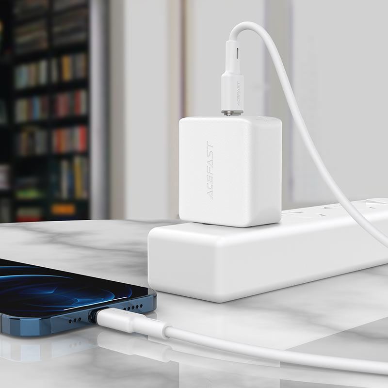 11 Кабель USB-C to Lightning Acefast C2-01.jpg