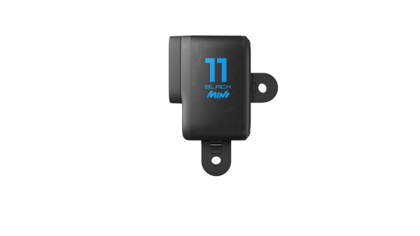 GoPro HERO11 Black Mini — вид спереди под углом