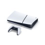 PS5 Slim Digital 825 ГБ — горизонтальный ракурс с DualSense