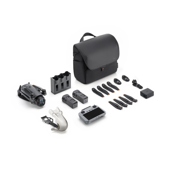 Квадрокоптер DJI Mavic 4 Pro Fly More Combo (DJI RC 2)