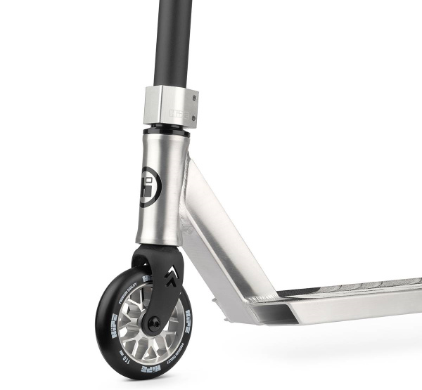 Трюковый самокат HIPE H3 Chrome (2021)