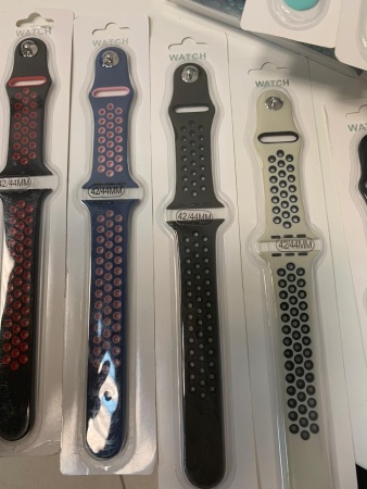 Ремешок силиконовый с перфорацией для Apple Watch 42mm/44mm цветной