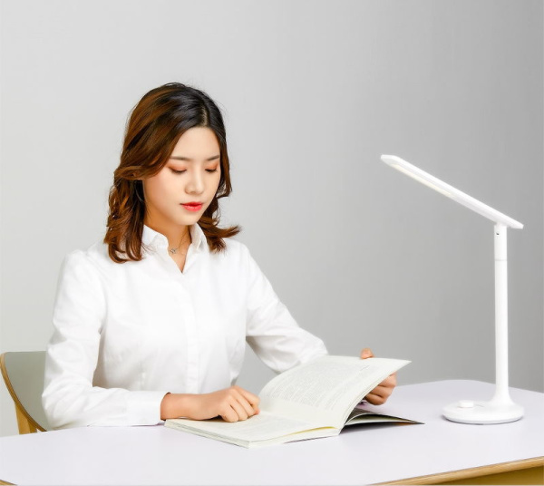 Автономная настольная лампа OPPLE LED Charging LED Desk Lamp