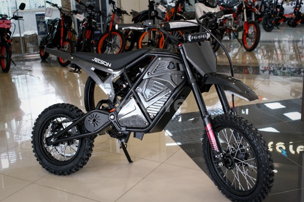 Электропитбайк Jetson Magnum WS5082 (ES5607) 1000W (48V/25Ah) Черный карбон