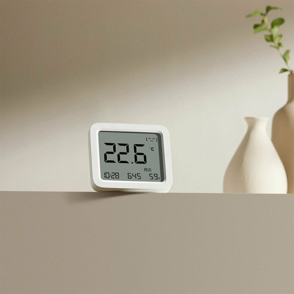 Метеостанция Xiaomi Mijia Smart Thermometer and Hygrometer 3 (MJWSD05MMC) EU