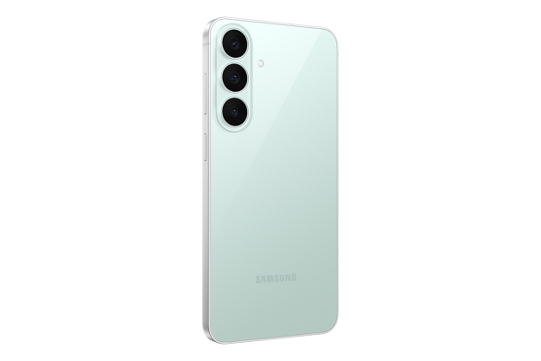 Смартфон Samsung Galaxy S26 FE 8/256GB Pistachio (SM-S741B/DS) (ЮАР) — вид спереди и сзади