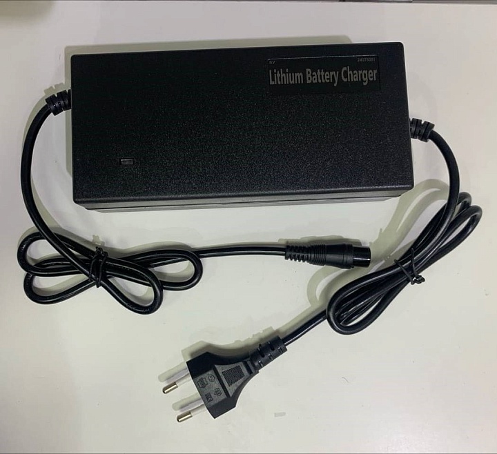 Зарядное устройство для Kugoo M4/M4 pro 48v 2a