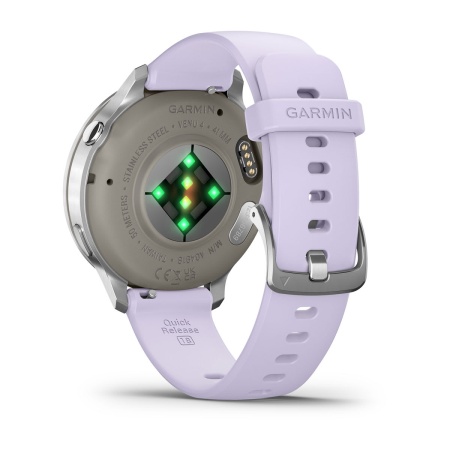 Garmin Venu 4 41 мм, серебристый корпус и барвинковый силиконовый ремешок: датчики пульса и зарядные контакты сзади