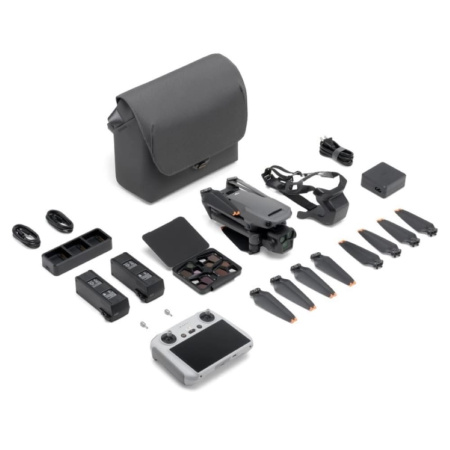 Квадрокоптер DJI Mavic 3 Pro Fly More Combo (DJI RC)