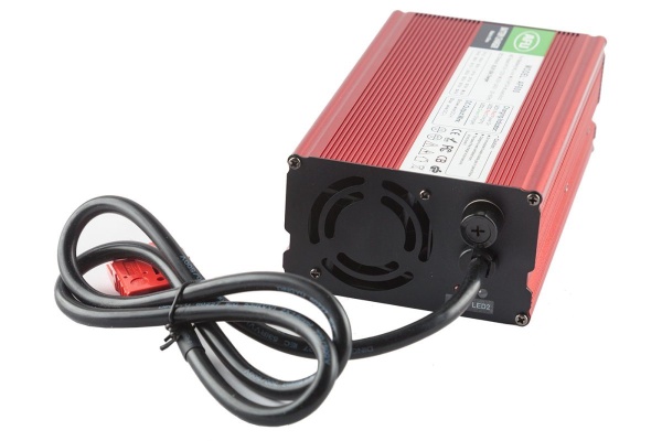 Зарядное устройство Rutrike для LiFePo4 аккумуляторов 24V80AH (29.2V 20А) AF600 SB50