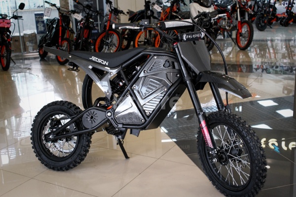 Электропитбайк Jetson Magnum 1000W (48V/25Ah) Черный карбон