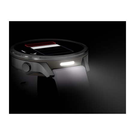 Garmin Venu 4 41 мм, серебристый корпус и барвинковый силиконовый ремешок: встроенный светодиодный фонарик