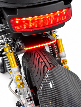 Motoride U2 Pro Premium — Подсветка крупным планом
